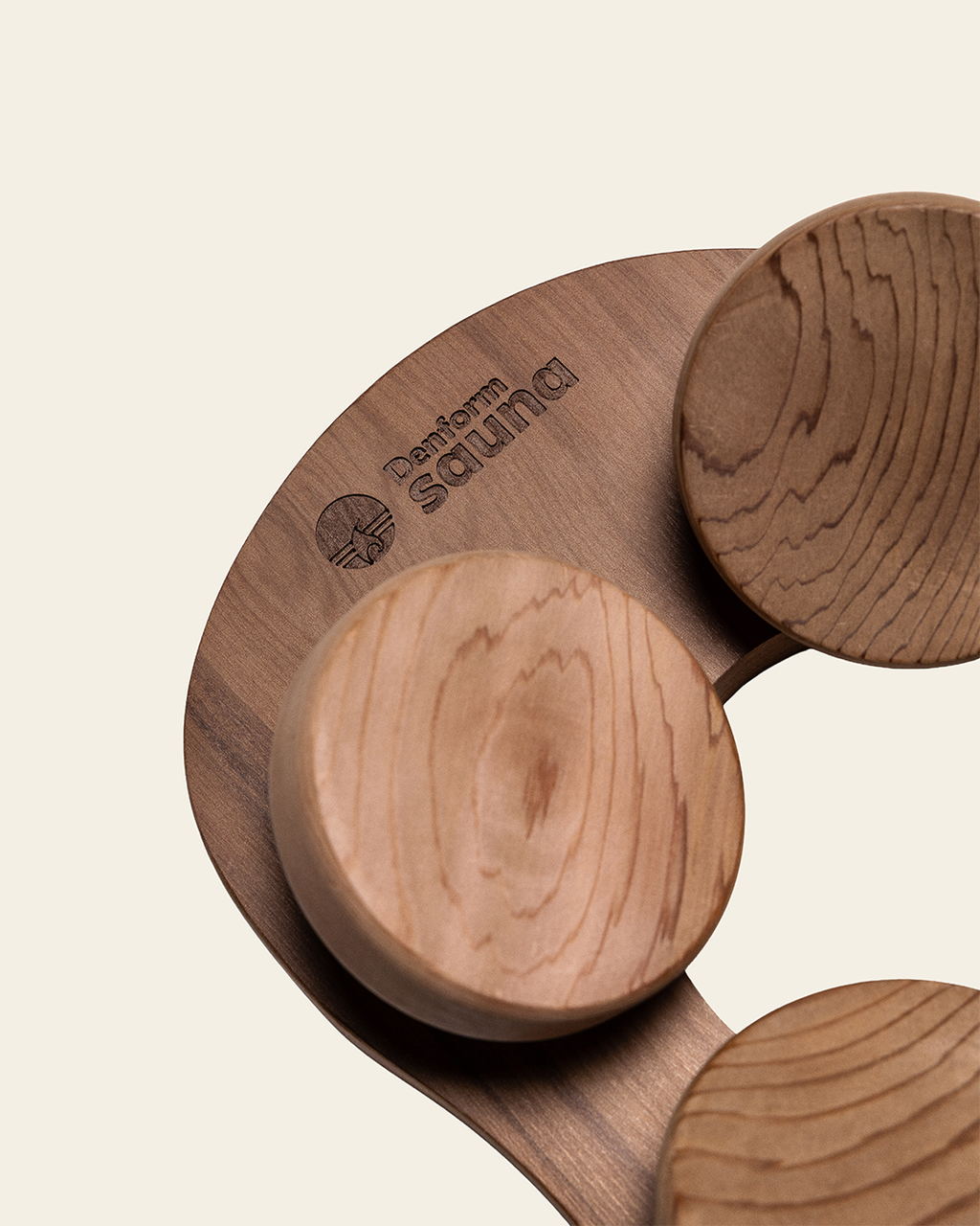 Trähuvudstöd för bastu