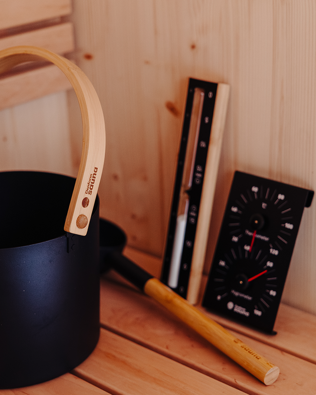 Komplett bastuuppsättning svart aluminium