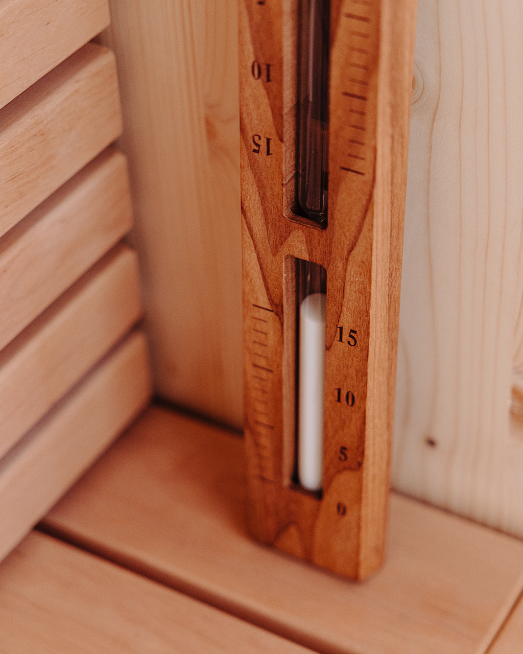 Bastutimglas i Thermowood